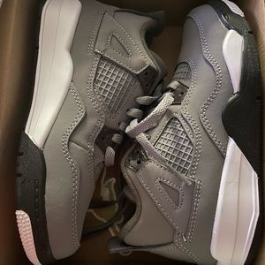 Air Jordans Shoes Air Jordans Retro 4 Brand New- unworn
